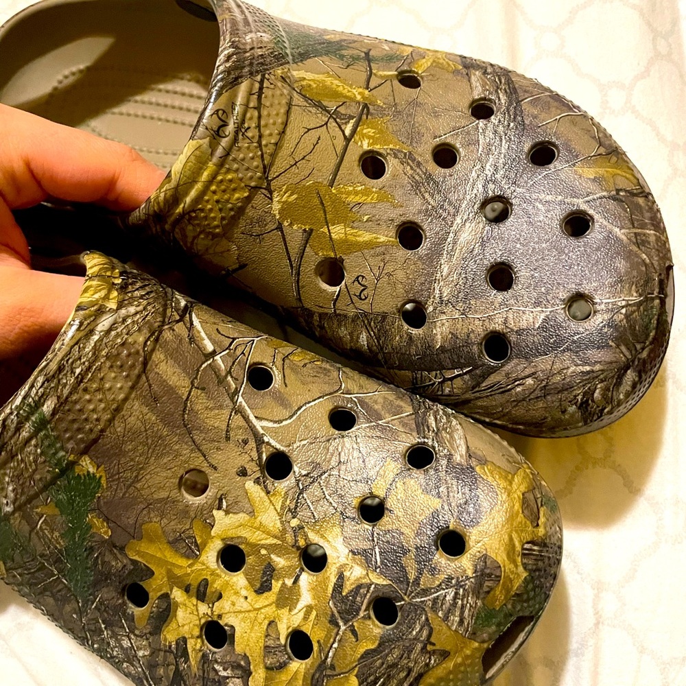 Crocs